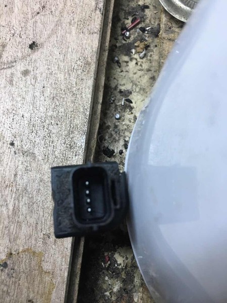 Датчик удара Honda Insight хэтчбек 2010 г.  1.4 л гибрид Кировоград