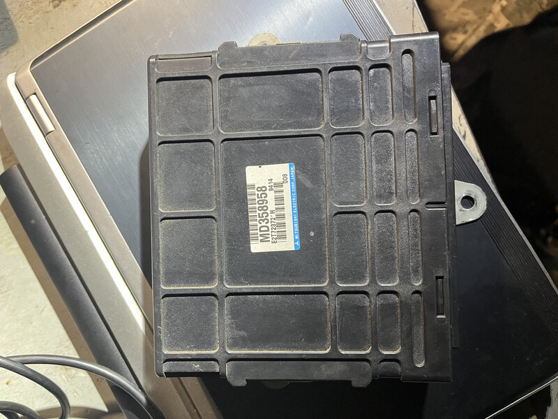 ЕБУ Mitsubishi Space Gear  1999 2.0 Бензин Лубни