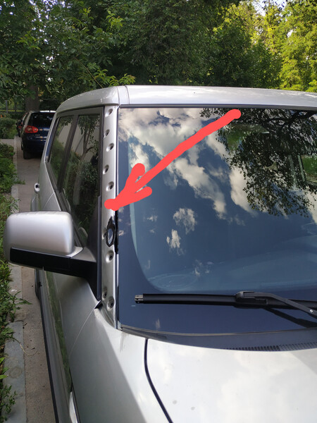 Молдинг лобового стекла 861802K500   Kia Soul