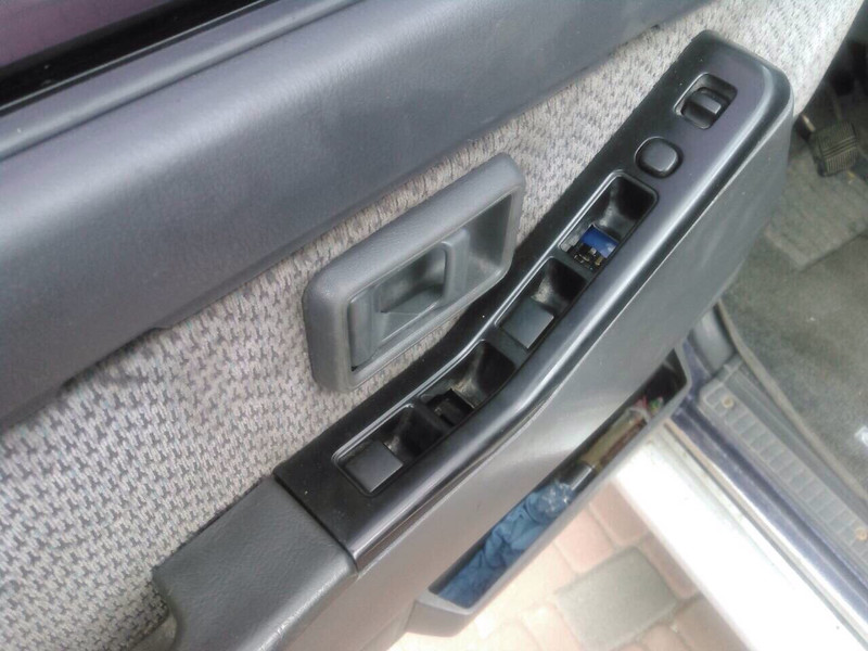 Пульт кнопок Nissan Patrol Y60  1995 4.2 Бензин Киев