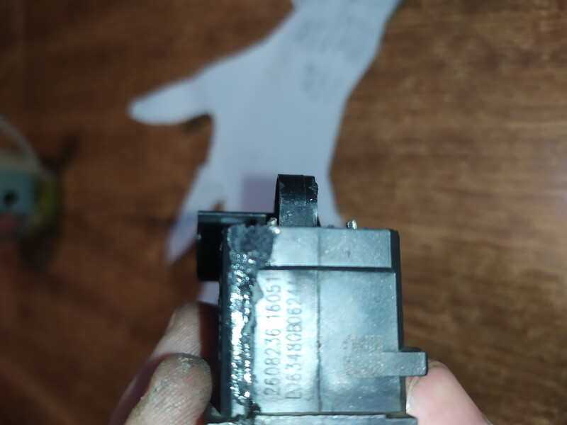 Реле зарядки 2608236   Renault Megane