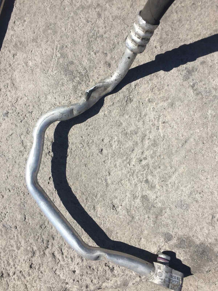 Трубопровод кондиционера Volkswagen Jetta 6 2014 г.  2.0 л дизель Херсон