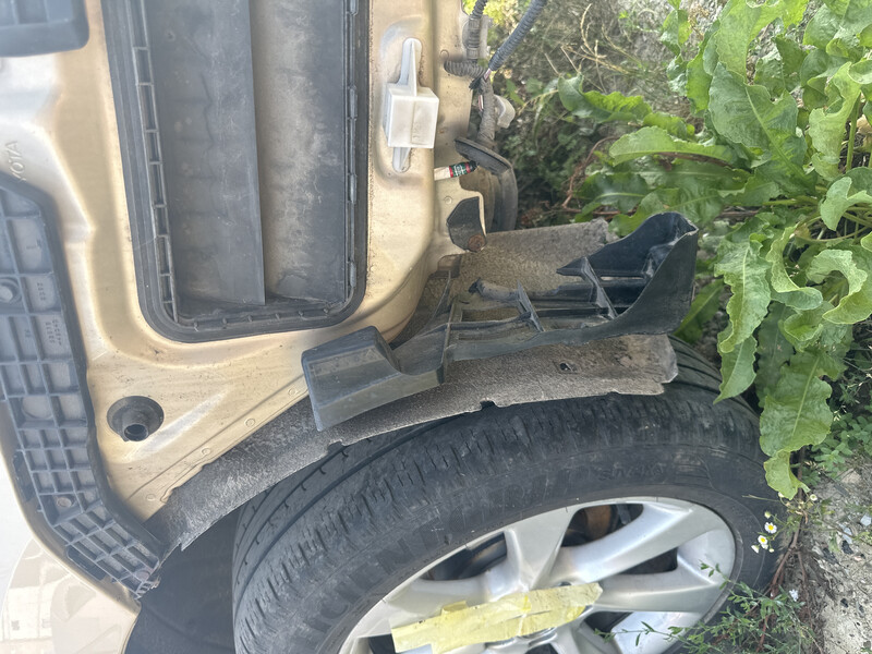 Крепление бампера заднього Lexus RX 2009 г.  3.5 л бензин