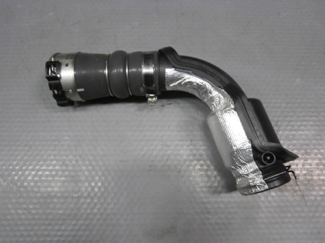 Патрубок интеркулера Renault Megane 3 универсал 2010 г.  1.5 л дизель Киев