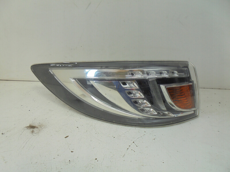 Фонарь задний Mazda 6 универсал 2011 г.