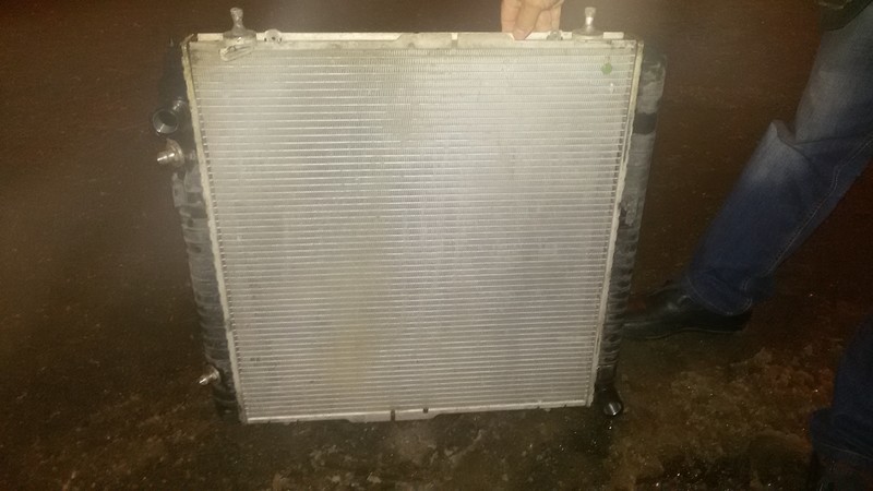 Радиатор A4615000102   Mercedes G-Class