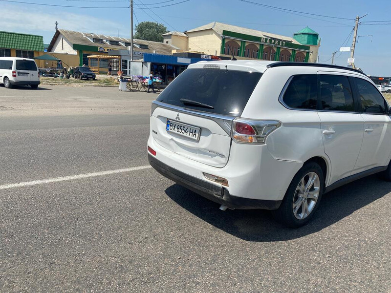 Крышка багажника Mitsubishi Outlander XL  2012 2.2 Дизель Черкассы