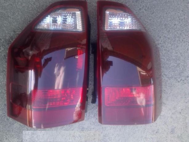 Задний правый фонарь Mitsubishi Pajero  2004 32.0 Дизель Одесса