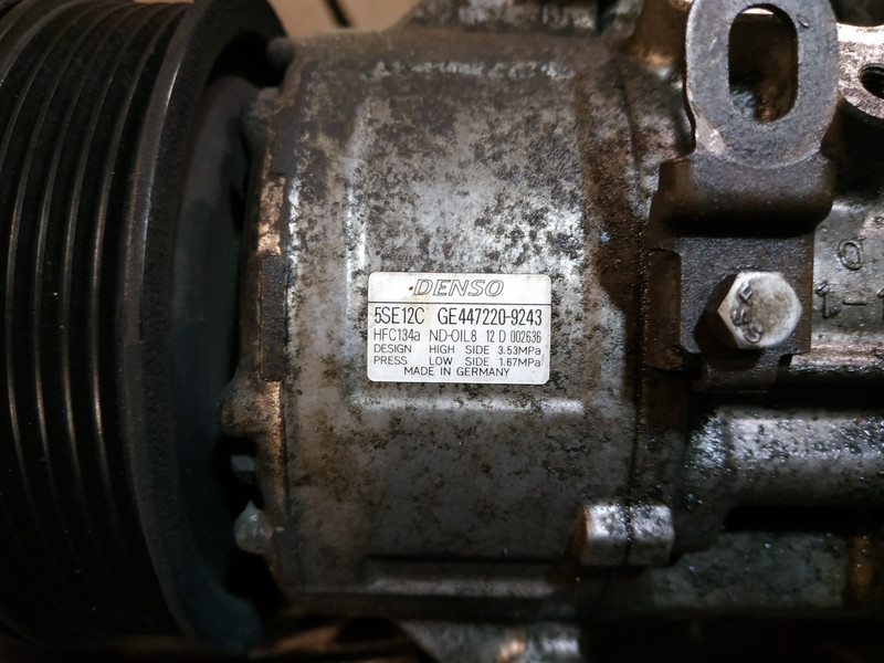Шків компресора кондиціонера 88310-05080   Toyota Avensis