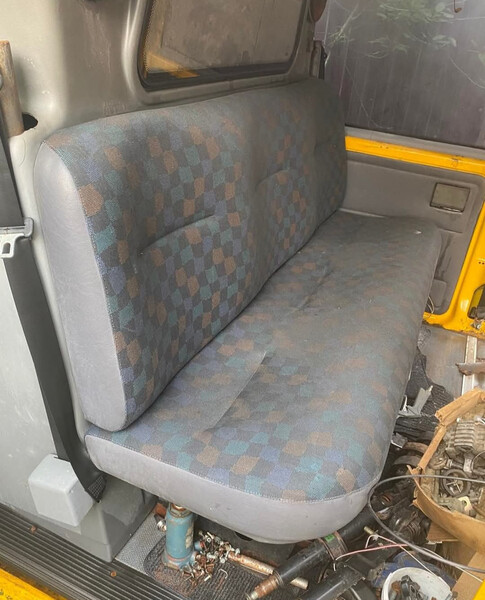 Перегородка салона Mercedes-Benz Vito  2000 2.2 Дизель Тернополь