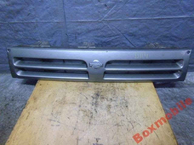 Решетка радиатора Nissan Micra K10  1988 хэтчбек 1.0 Бензин Тростянец