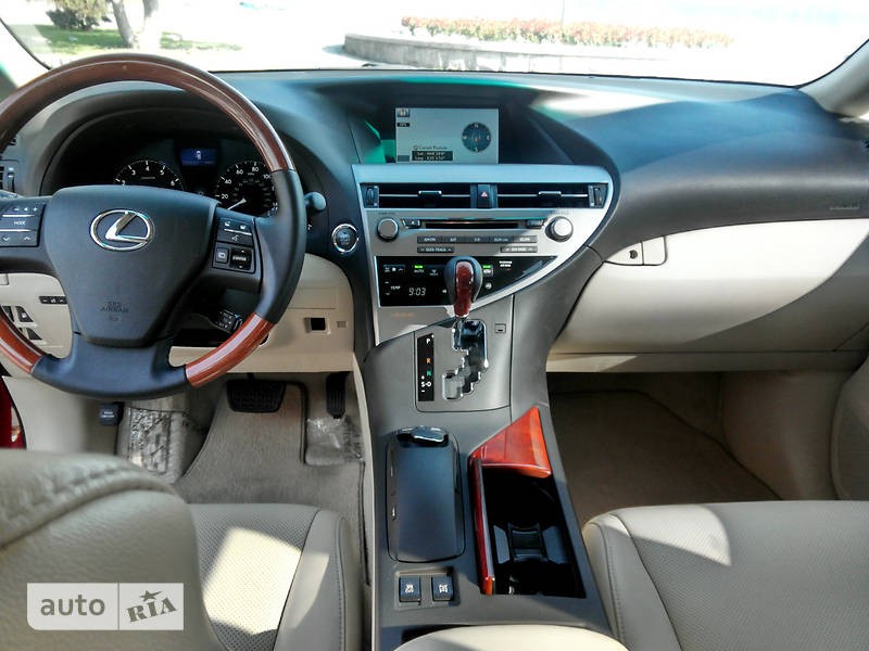 Руль с вставкой красное дерево Lexus RX Черный 2010 3.5 Бензин Киев