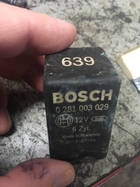 Реле свечей накала Audi A6 С6 2006 3.0 Дизель Одесса