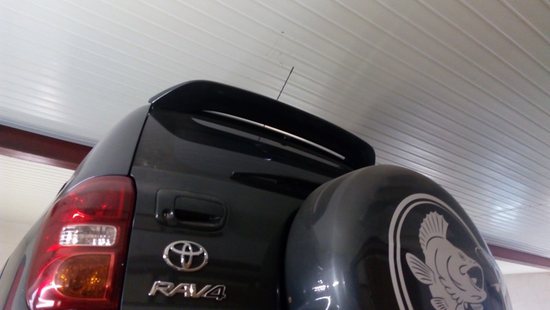 Спойлер Toyota Rav 4  2004 2.0 Бензин Киев