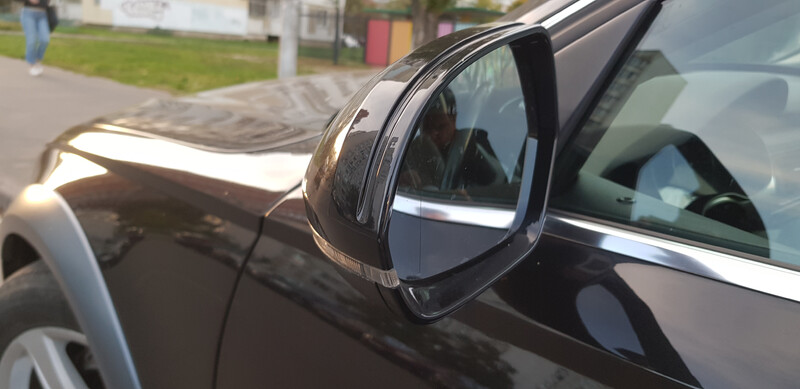 Повторитель поворота в зеркало боковое Audi A6 allroad quattro  2012 универсал 3.0 Дизель Киев