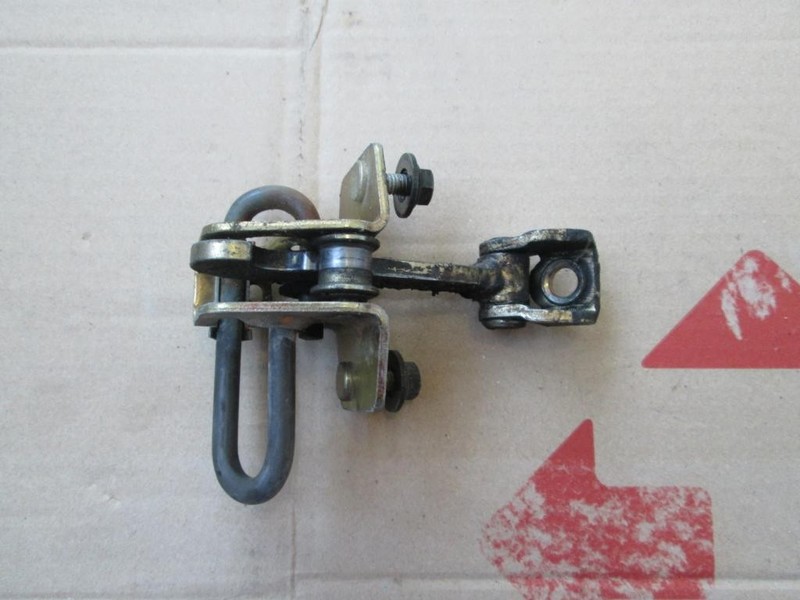 Дверной ограничитель Volvo 850  1996 2.5 Бензин 