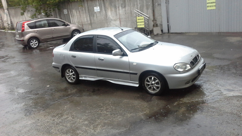 Накладки на пороги наружние Audi 100 Ек его знает 1995 2.8 Бензин 