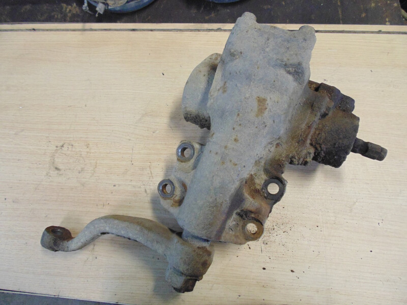 Рулевой редуктор 44110-60051   Toyota Land Cruiser