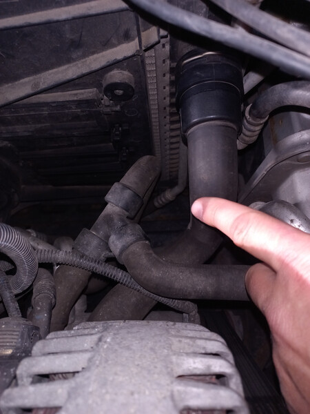 Патрубок радіатора Ford Mondeo  2007 1.6 Бензин 