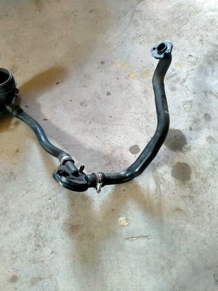 Патрубок сапуна, сапун Volkswagen Passat B5 1999 г.  1.9 л дизель Киев