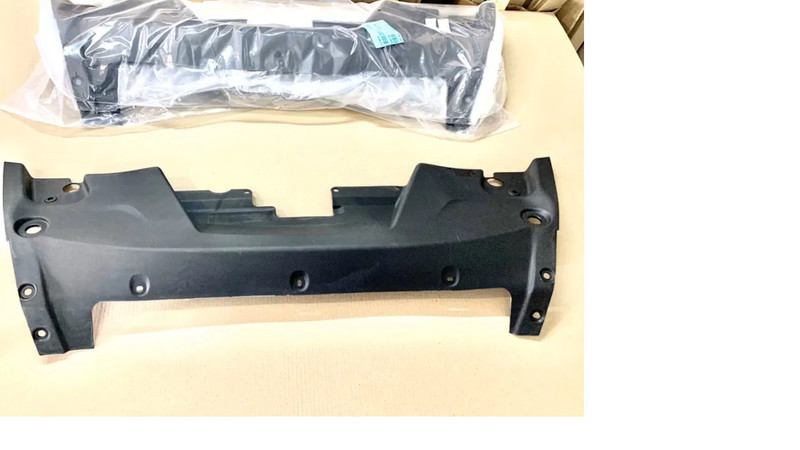 Накладка на радиатор Jeep Cherokee TrailHawk 2015 р.  2.4 л бензин Миколаїв