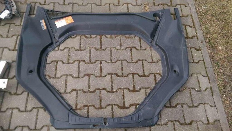 Пластик под капот Tesla Model S хэтчбек 2013 г.  Николаев