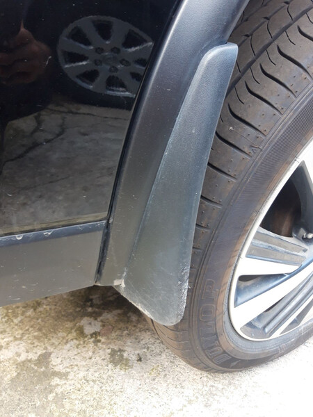 Брезговики, левые стороны Nissan Murano Z52  2016 універсал 3.5 Бензин 