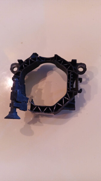 Кріплення протитуманних фар Renault Kangoo  2015 1.2 Бензин Київ