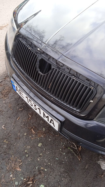 Рамка радиатора Skoda Superb  2005  Электро 