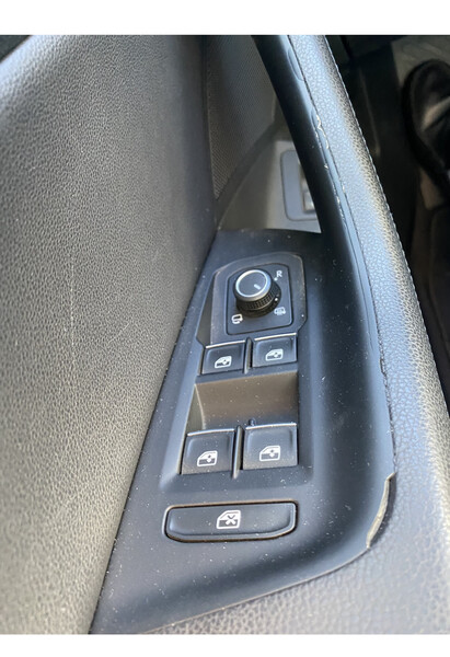 Ручка двери 3G1 867 179 A 81U   Volkswagen Passat