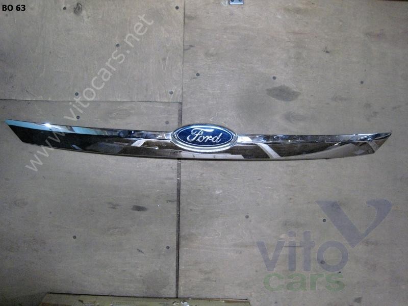 Облицовка багажника 8M51A43404   Ford Focus