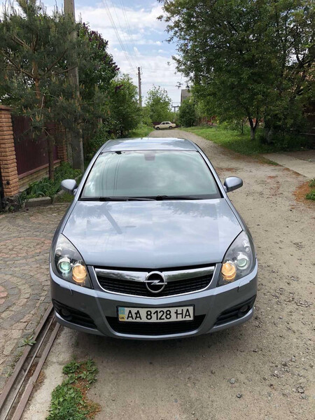 Накладка решітки капота хром і емблема Opel Vectra С 2007 2.2 Бензин Корсунь-Шевченковский