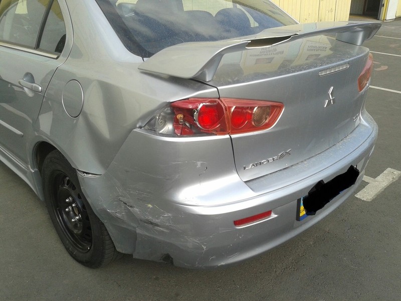 Задний бампер, задний левый фонарь, Спойлер Mitsubishi Lancer X  2008 2.0 Бензин Одесса