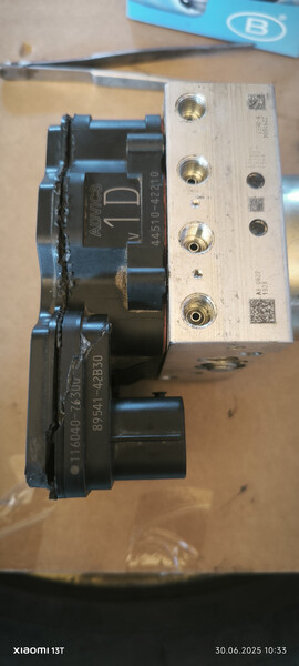 Блок ABS Toyota RAV4  2022 2.5 Гибрид 