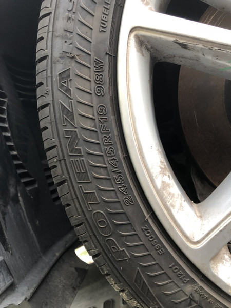 Шины летние Tesla Model S  2014 хэтчбек 1.0 Электро Киев