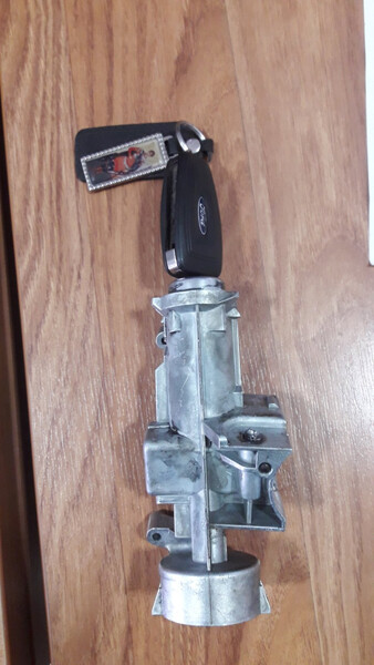 Замок запалювання із ключем Ford Transit  2015 2.2 Дизель Суми