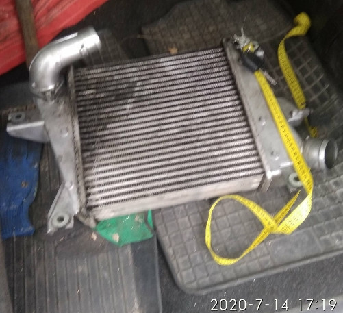 Радиатор интеркулера Nissan X-Trail T30 2005 универсал 2.2 Дизель Днепр