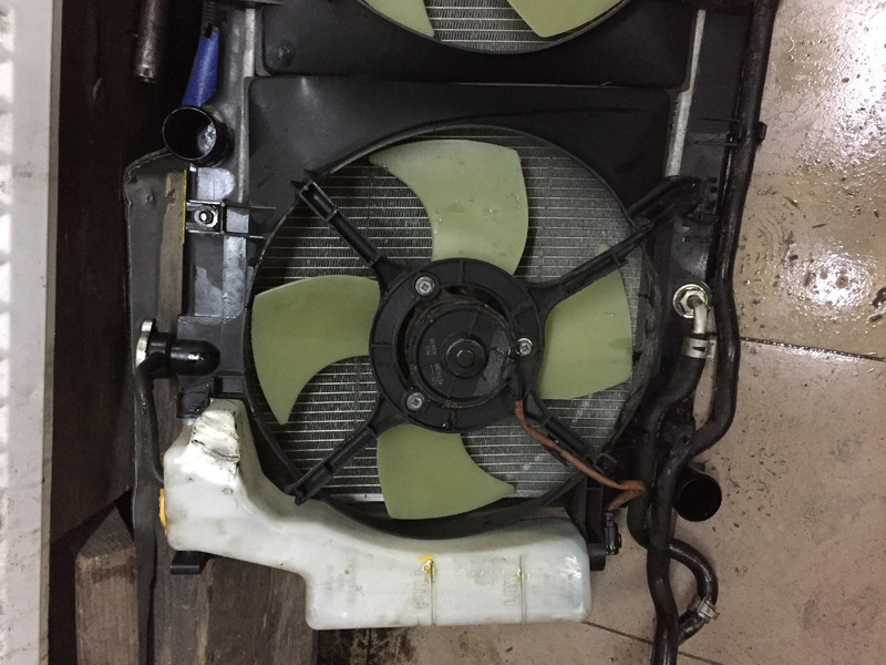 Розширювальний бачок Subaru Outback універсал 2010 р.  2.5 л бензин Одеса