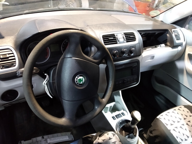 Руль Skoda Fabia 2 универсал 2009 г.  1.4 л дизель Черкассы
