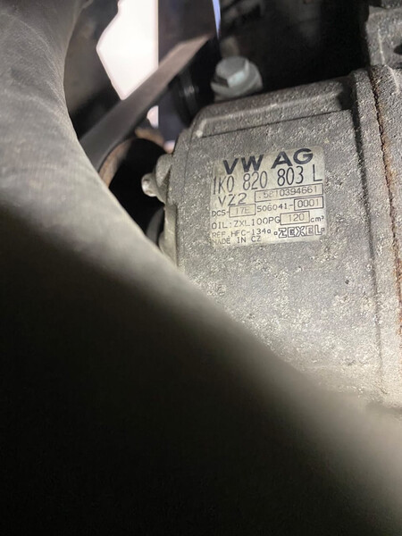 Компр Volkswagen Passat хетчбек 2005 р.  2.0 л бензин Чернівці