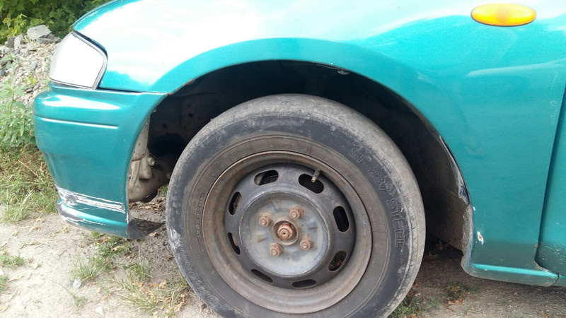 Подкрылок передний левый Mazda 323  1998 1.5 Бензин Желтые Воды