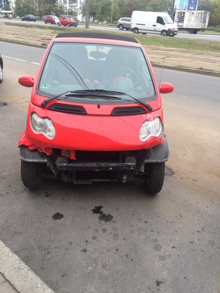 Бампер передний Smart ForTwo 2004 г.  0.6 л бензин Киев