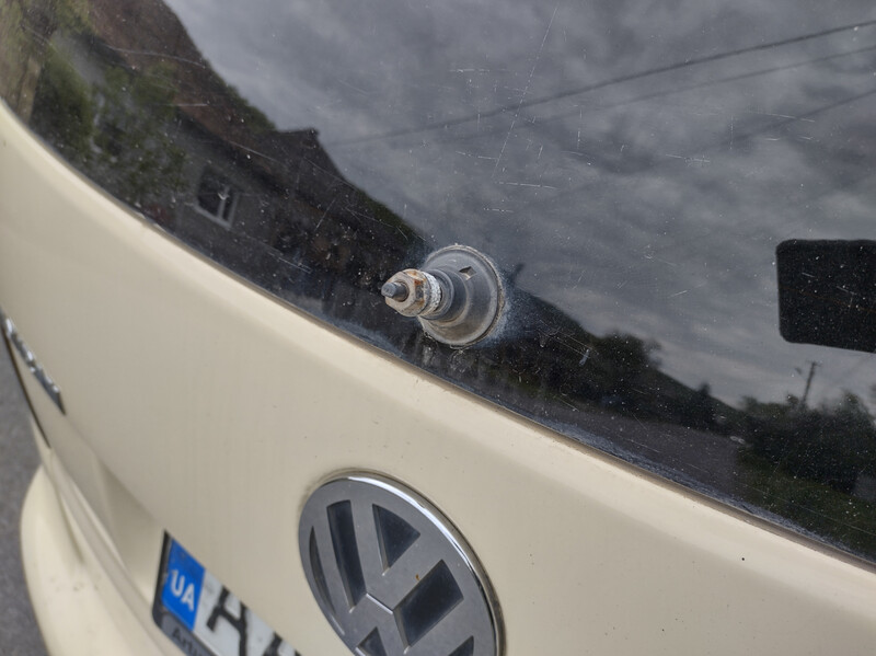 Задній двірник Volkswagen Touran  2010 універсал 1.4 Гибрид Київ