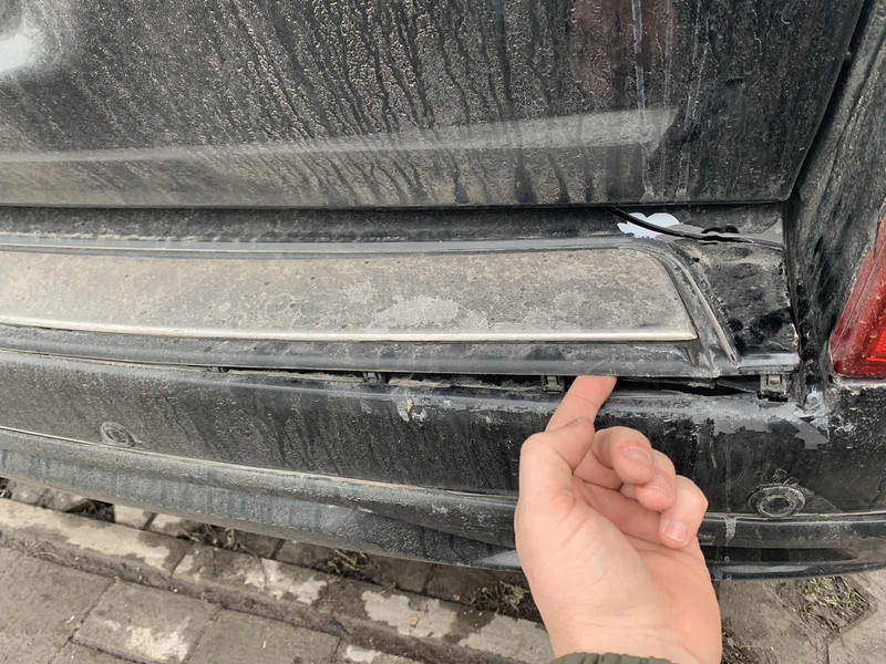 Накладка заднего бампера Toyota Land Cruiser 200  2012 4.5 Дизель Киев