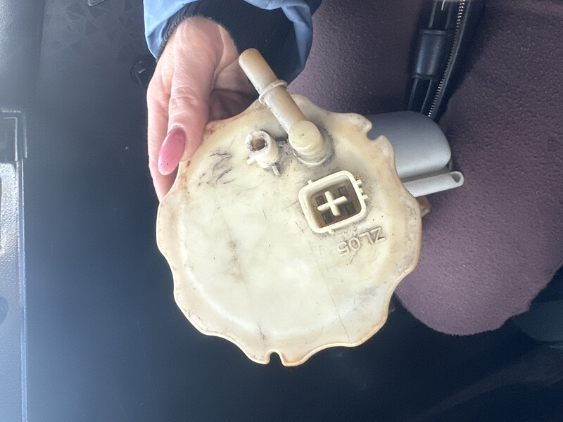 Корпус топливного насоса Mazda 323  2001 1.6 Бензин Сахновщина