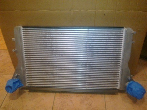 Радиатор интеркулера 1К0145803P   Audi A3, Audi S3, Volkswagen Golf, Volkswagen Jetta