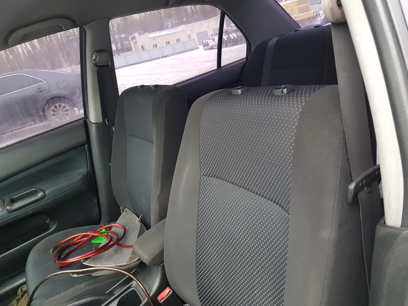 Подголовники все Mitsubishi Lancer 9  2007 1.6 Бензин Николаев