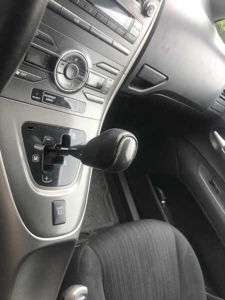 Ручка КПП Toyota Auris  2008 хэтчбек 1.6 Бензин Киев