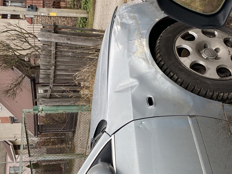Крило переднє праве Audi A6 С5 універсал 2004 р.  2.5 л дизель Київ