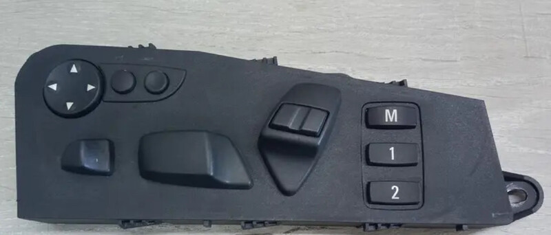 Блок кнопок управління мидіння BMW X5 E70  2007 універсал 4.8 Бензин 